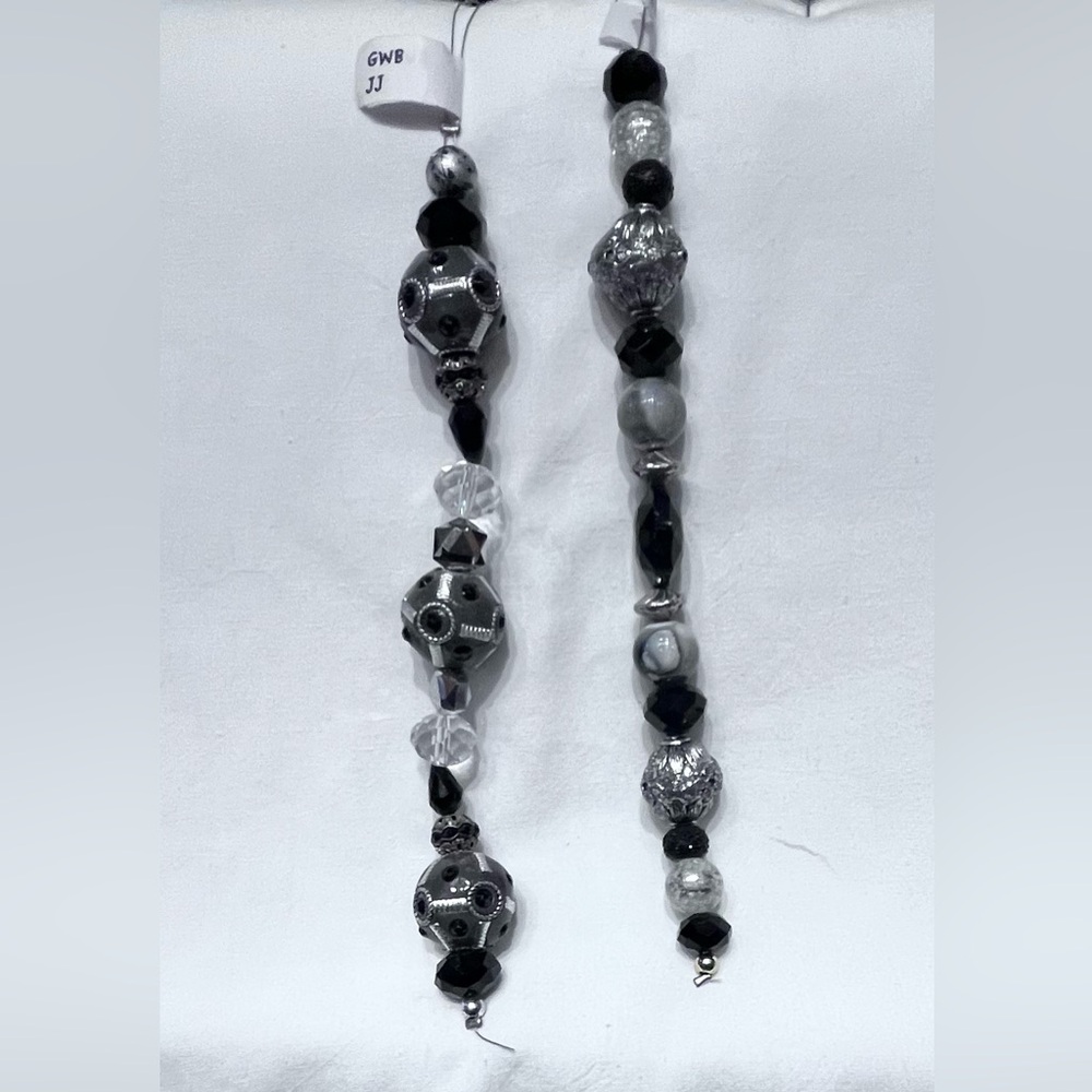 Jessie James Beads 2 strand set Black Gray and Silver. NWT